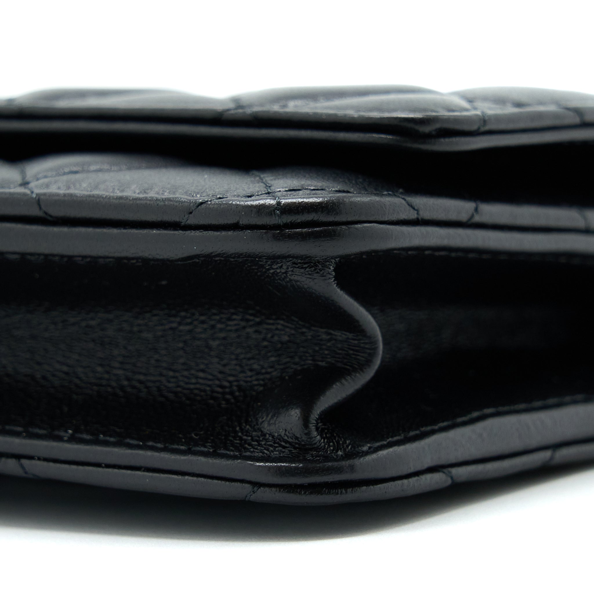 Chanel 22B Pearl Crush Wallet On Chain Lambskin Black  (Microchip)