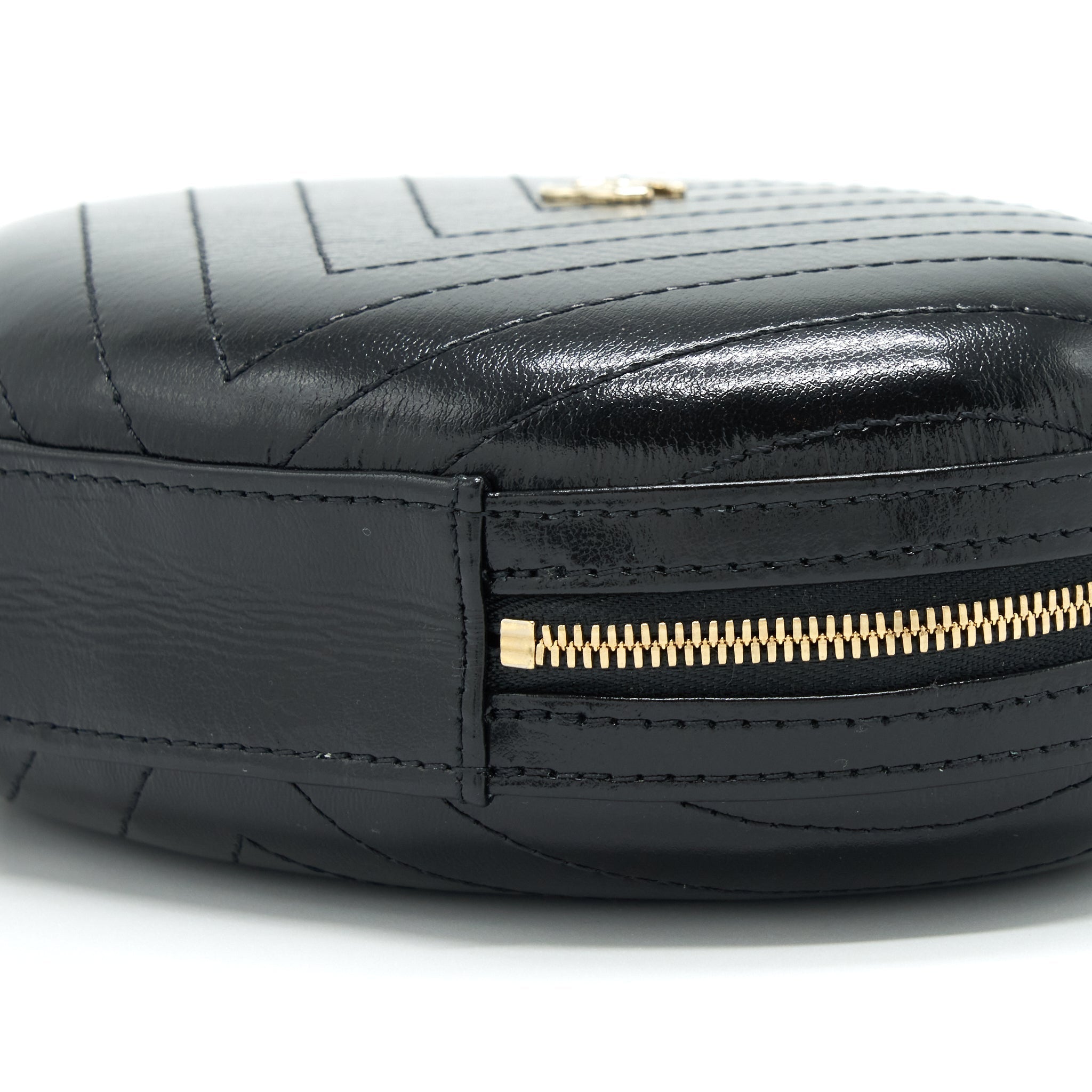 Chanel La Pausa Evening Bag Chevron Calfskin Black L