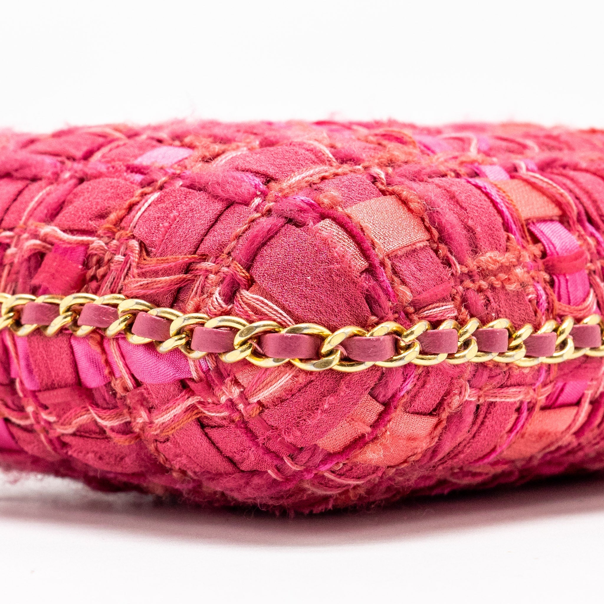 Chanel Vertical Phone Case tweed pink
