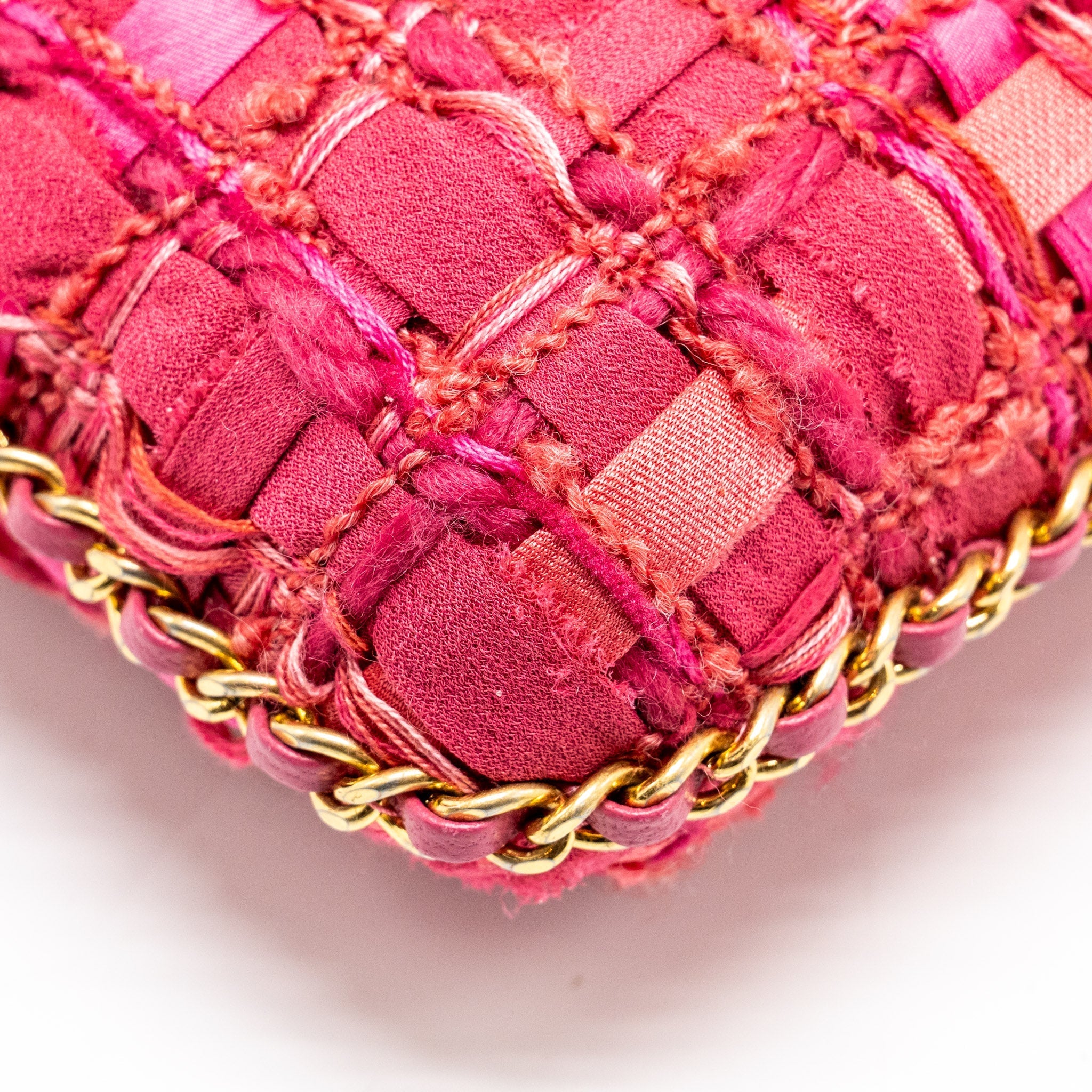 Chanel Vertical Phone Case tweed pink