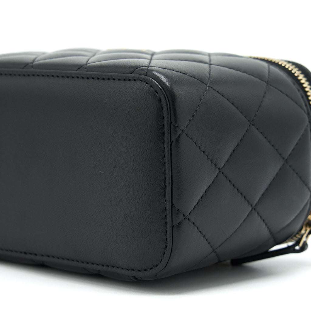 Chanel 22S Pearl Crush Long Vanity With Chain Lambskin Black