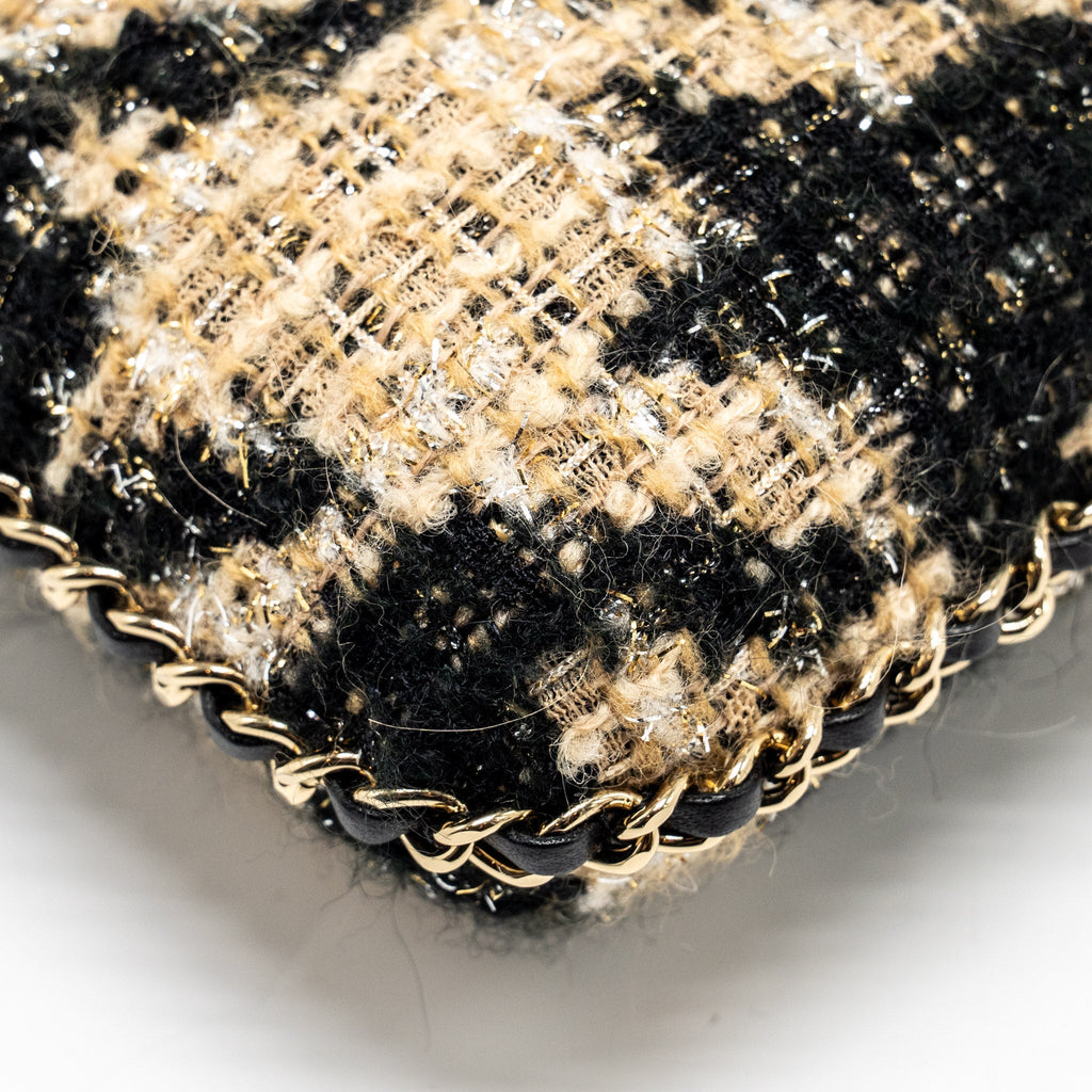 Chanel Vertical Phone Case Tweed beige / black L