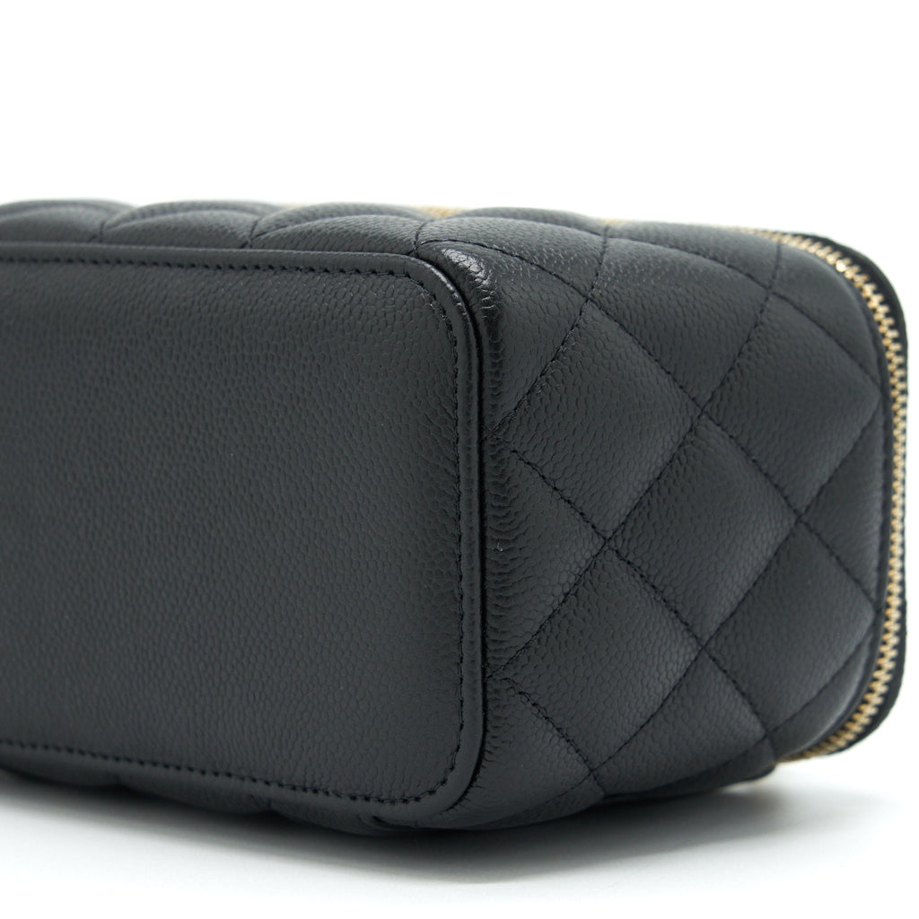 Chanel 22P Long Vanity With CC Logo Chain Caviar Black L