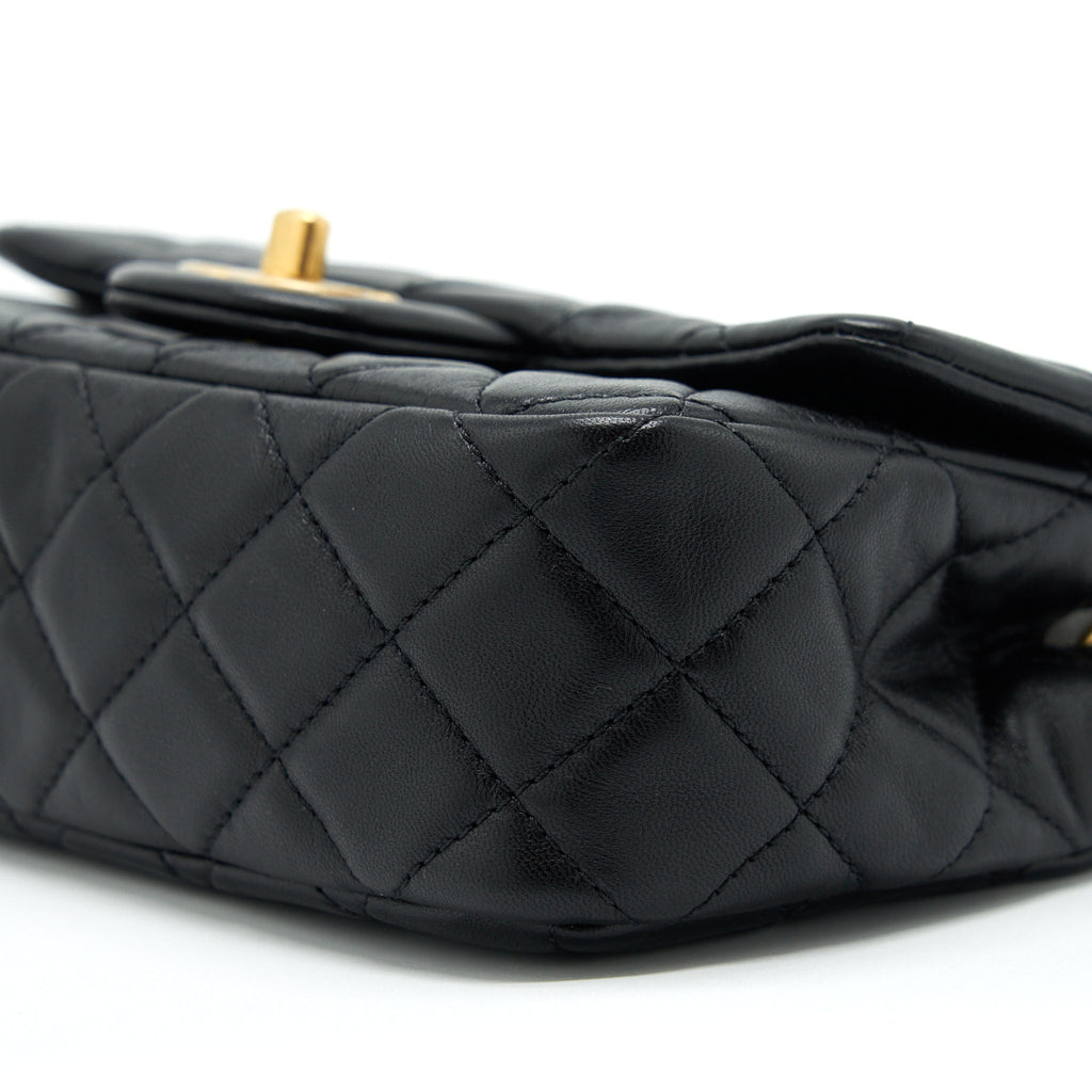 Chanel 22S Pearl Crush Mini Rectangular Flap Bag Lambskin Black