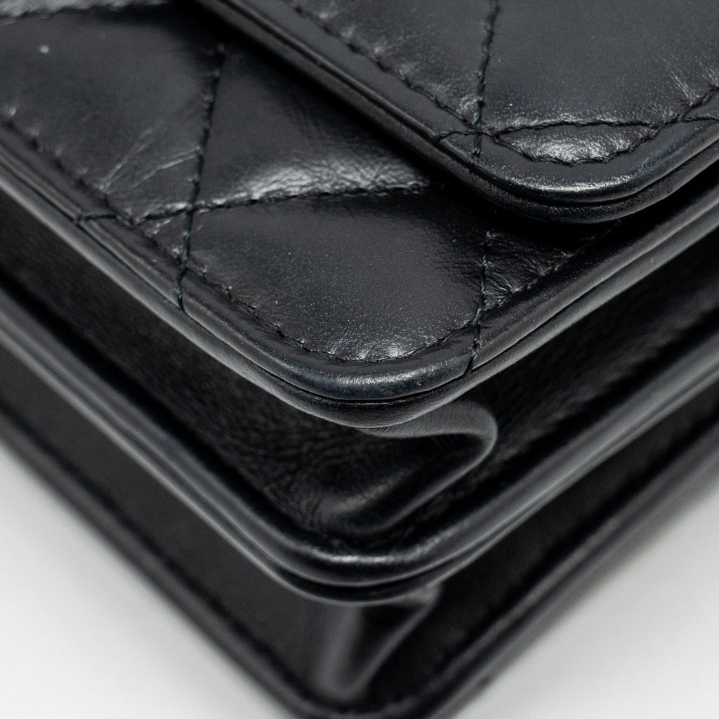 CHANEL Mini 2.55 Reissue Wallet On Chain Aged Calfskin Black  (Microchip)