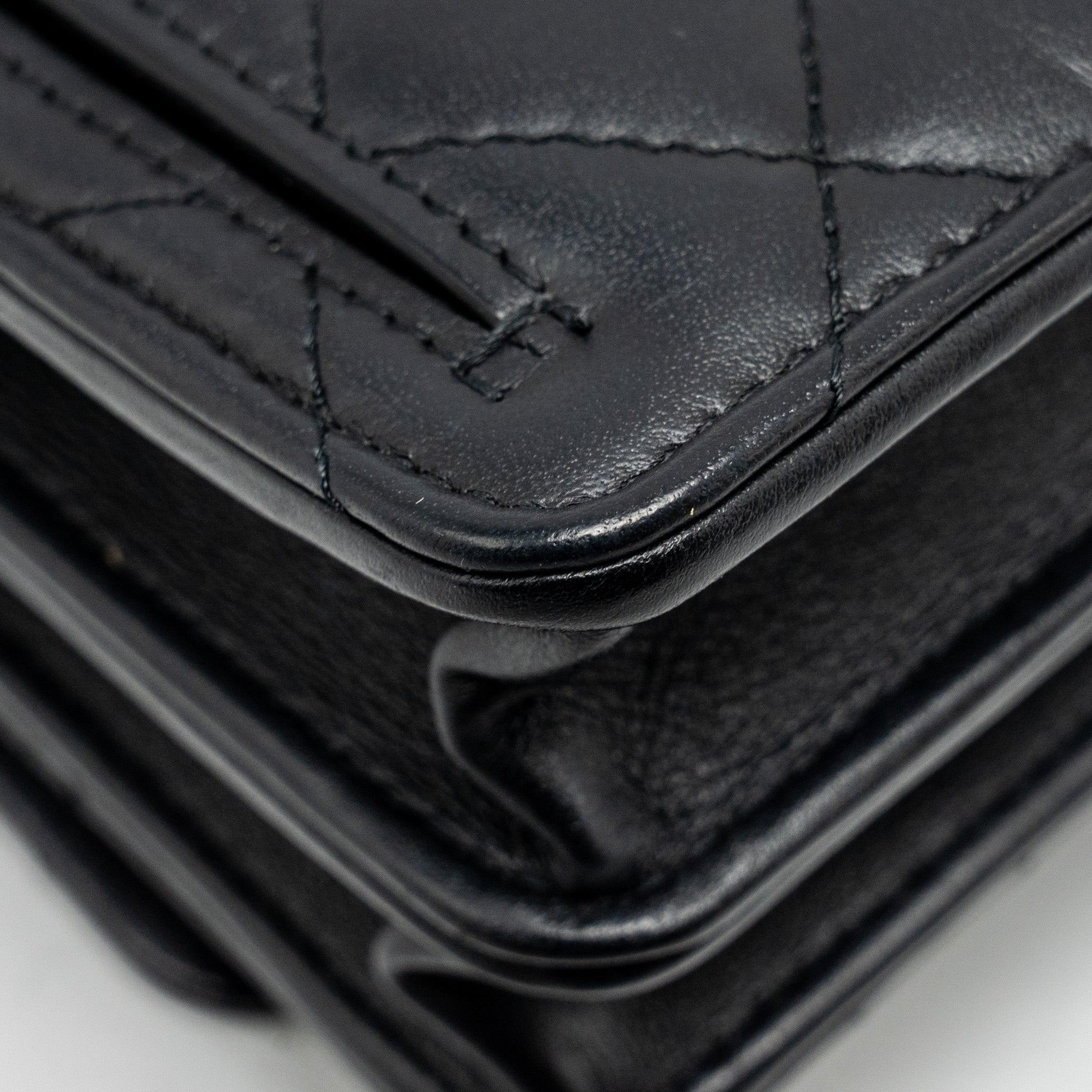 CHANEL Mini 2.55 Reissue Wallet On Chain Aged Calfskin Black  (Microchip)