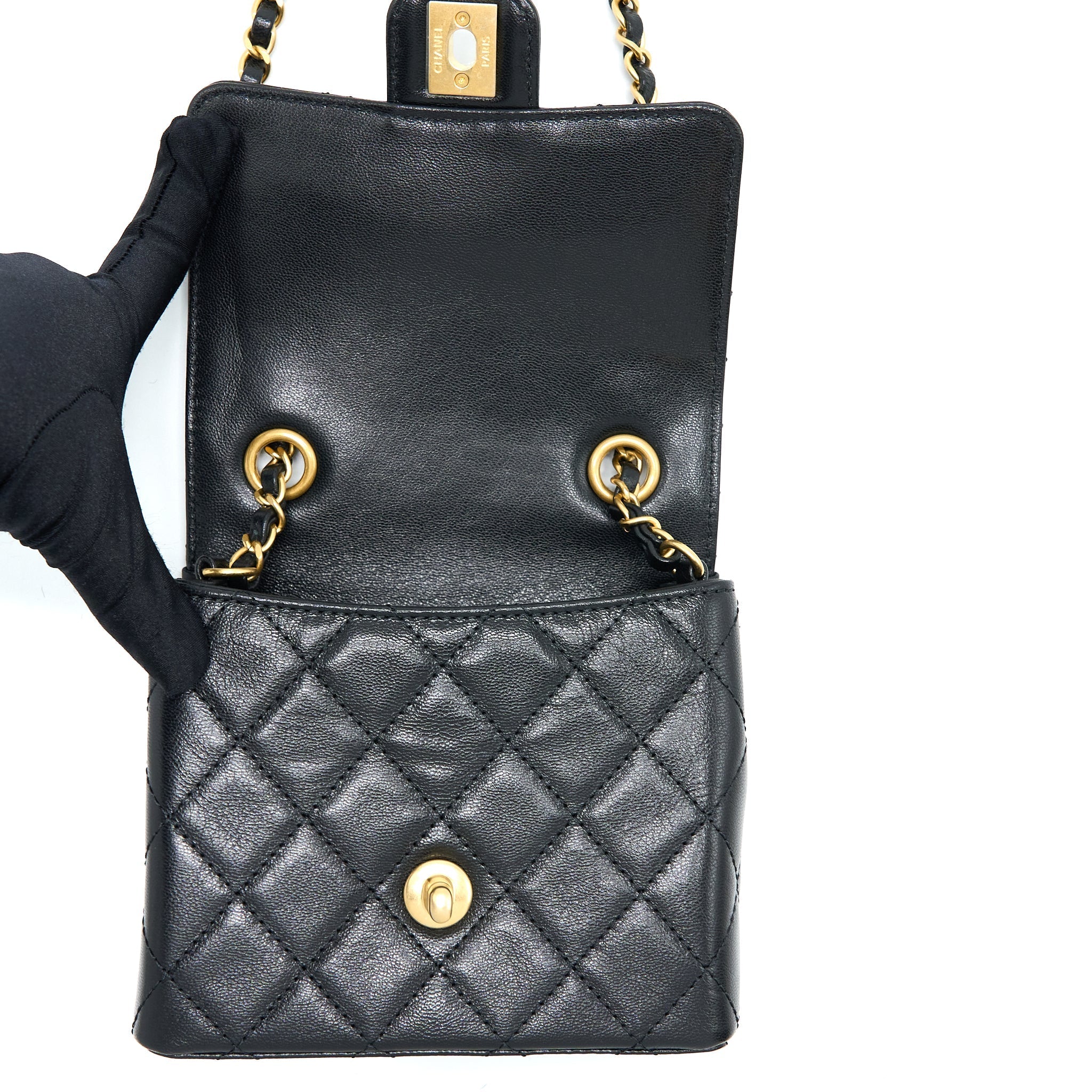 Chanel 22K Retro Classic New Square Mini Flap Bag Goatskin Black  (Microchip)