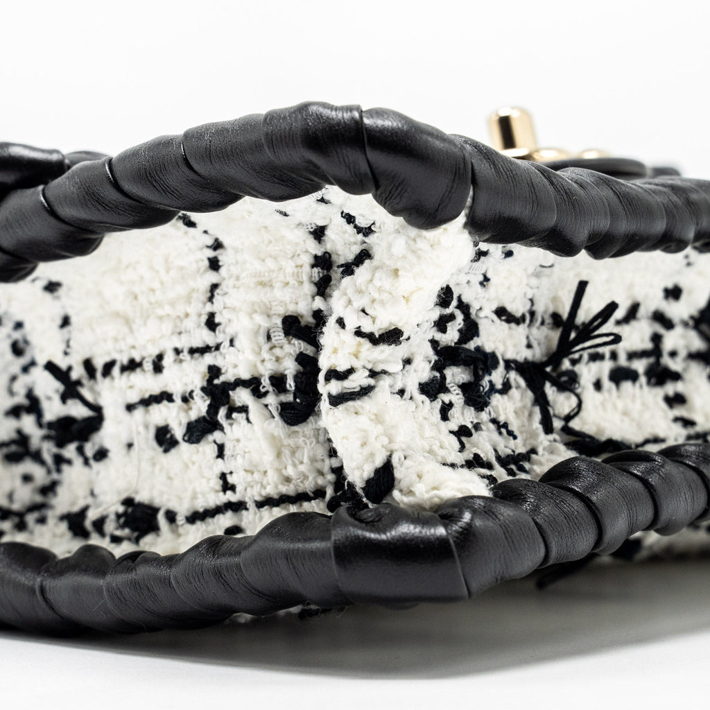 CHANEL Seasonal Mini Square Flap Bag Tweed White/Black L (Microchip)
