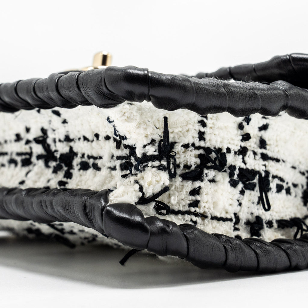 CHANEL Seasonal Mini Square Flap Bag Tweed White/Black L (Microchip)