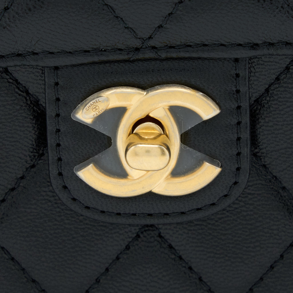 Chanel 22K Retro Classic New Square Flap Bag Goatskin Black  (Microchip)
