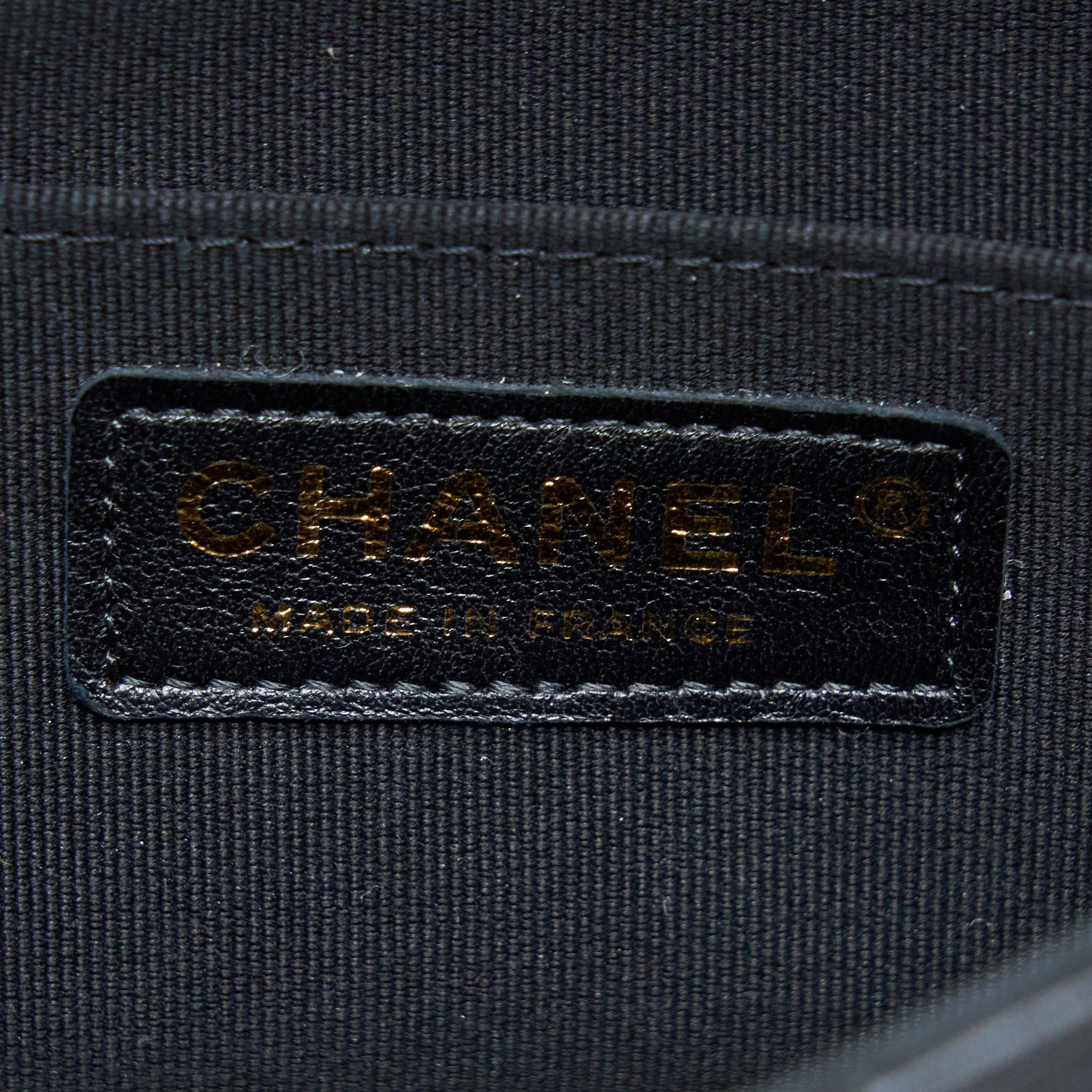Chanel 21A Quilted Detailed Logo Flap Bag Lambskin Black  (Microchip)