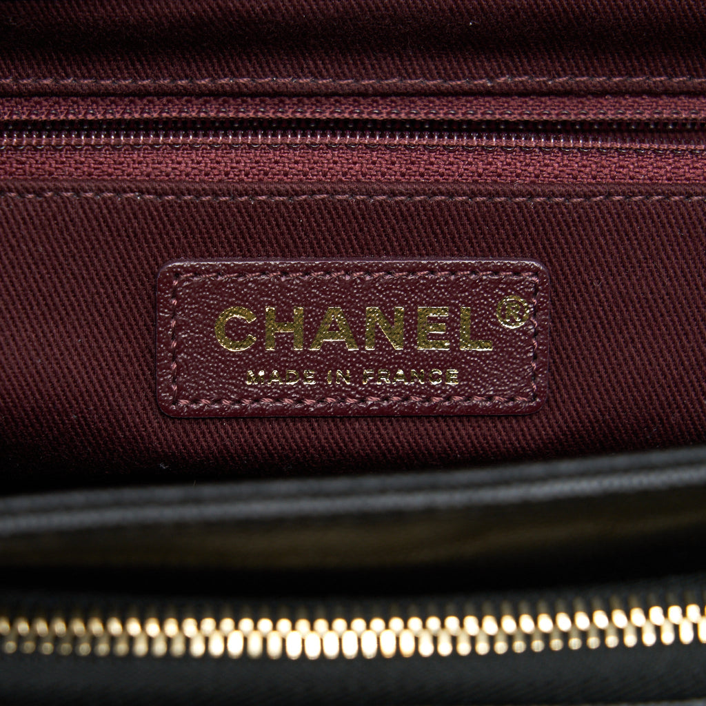 Chanel Medium Business Affinity Caviar Black L