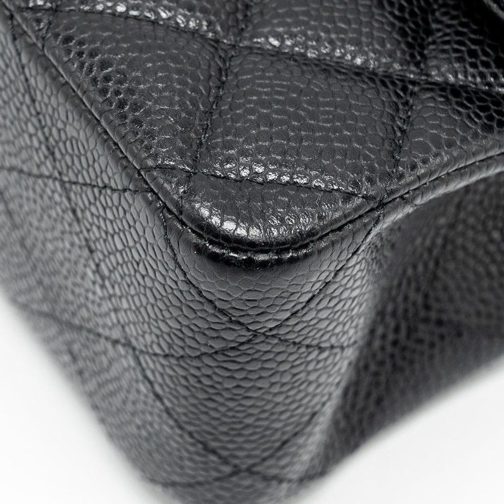Chanel Medium Classic Double Flap Bag Caviar black