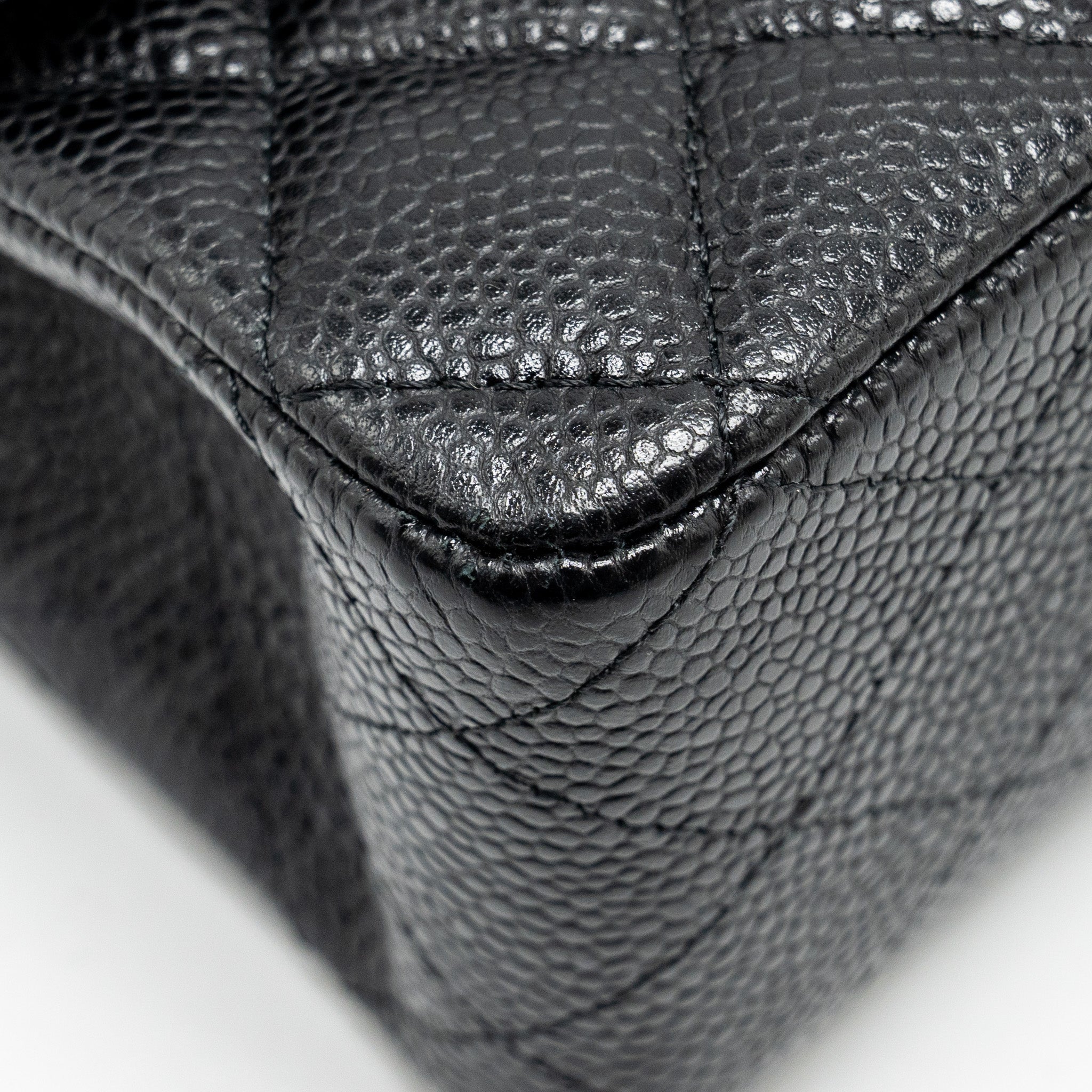 Chanel Medium Classic Double Flap Bag Caviar black