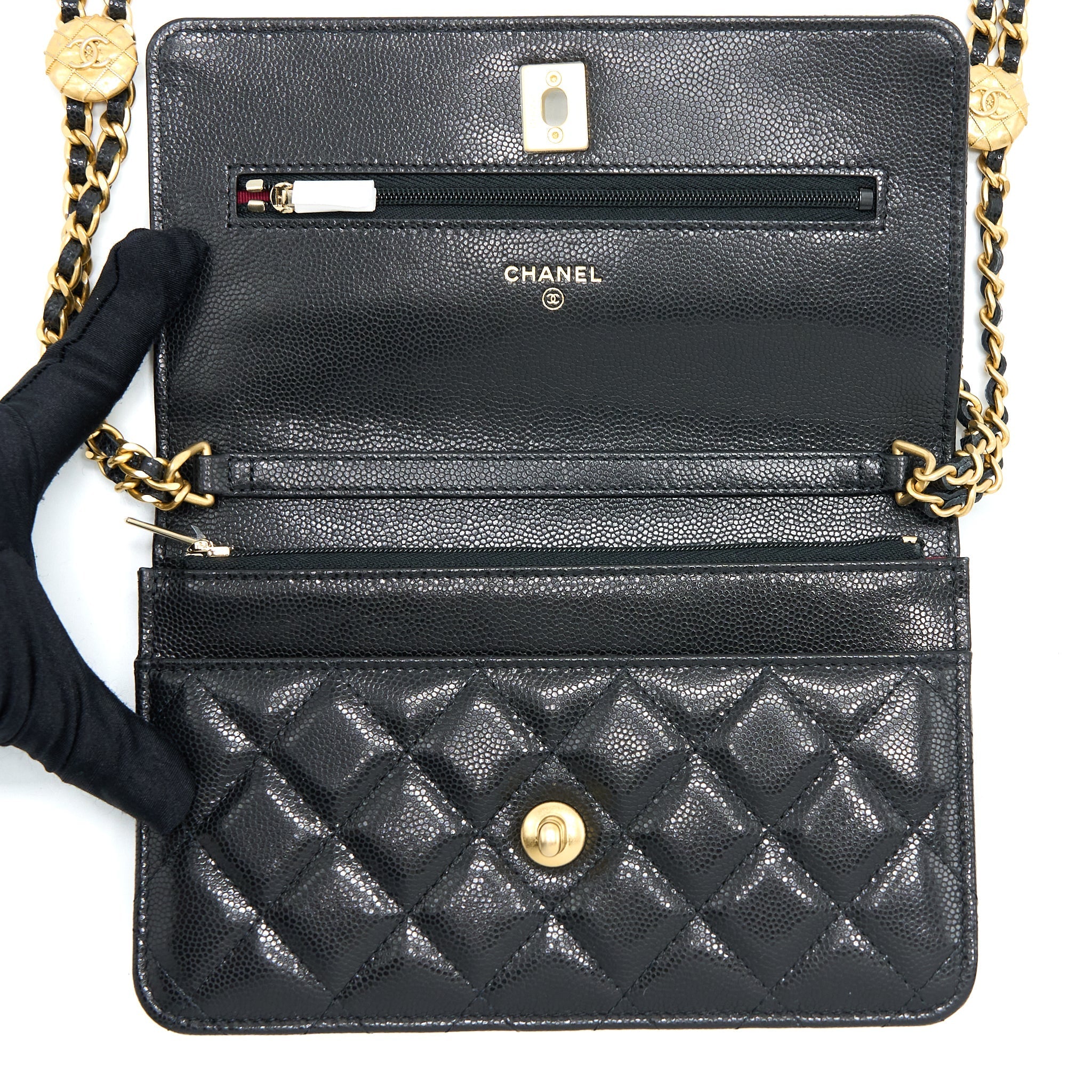 Chanel 22A Twist your button Wallet On Chain Caviar Black  (Microchip)
