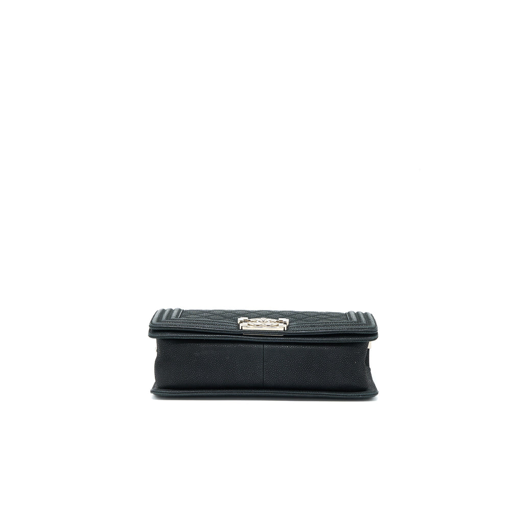 Chanel Medium Boy Bag Grained Calfskin Black