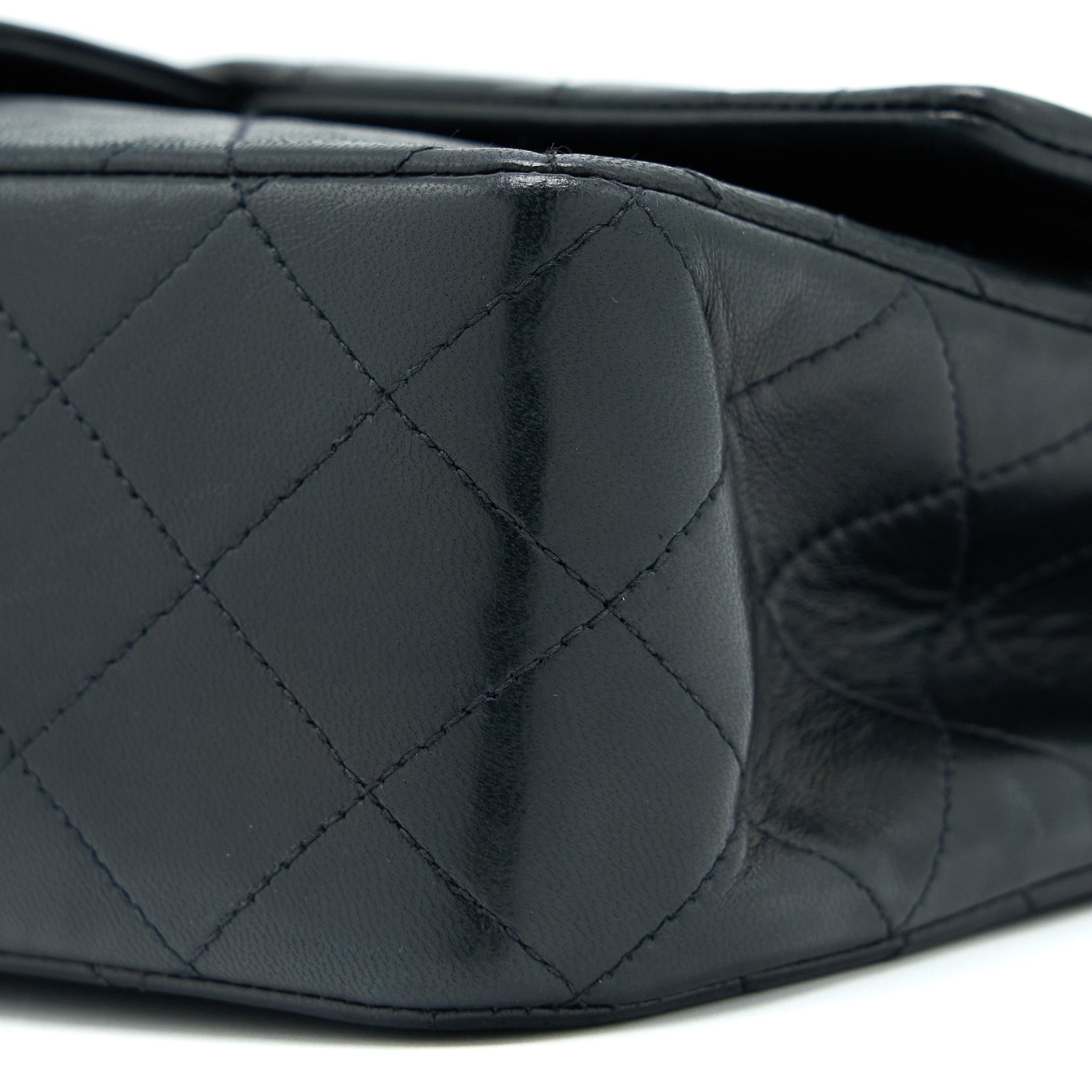 Chanel Vintage Flap Bag Lambskin Black