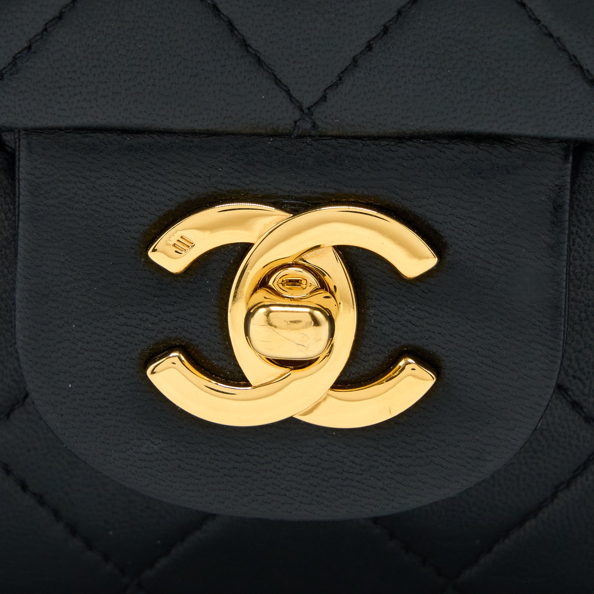 Chanel Vintage Flap Bag Lambskin Black