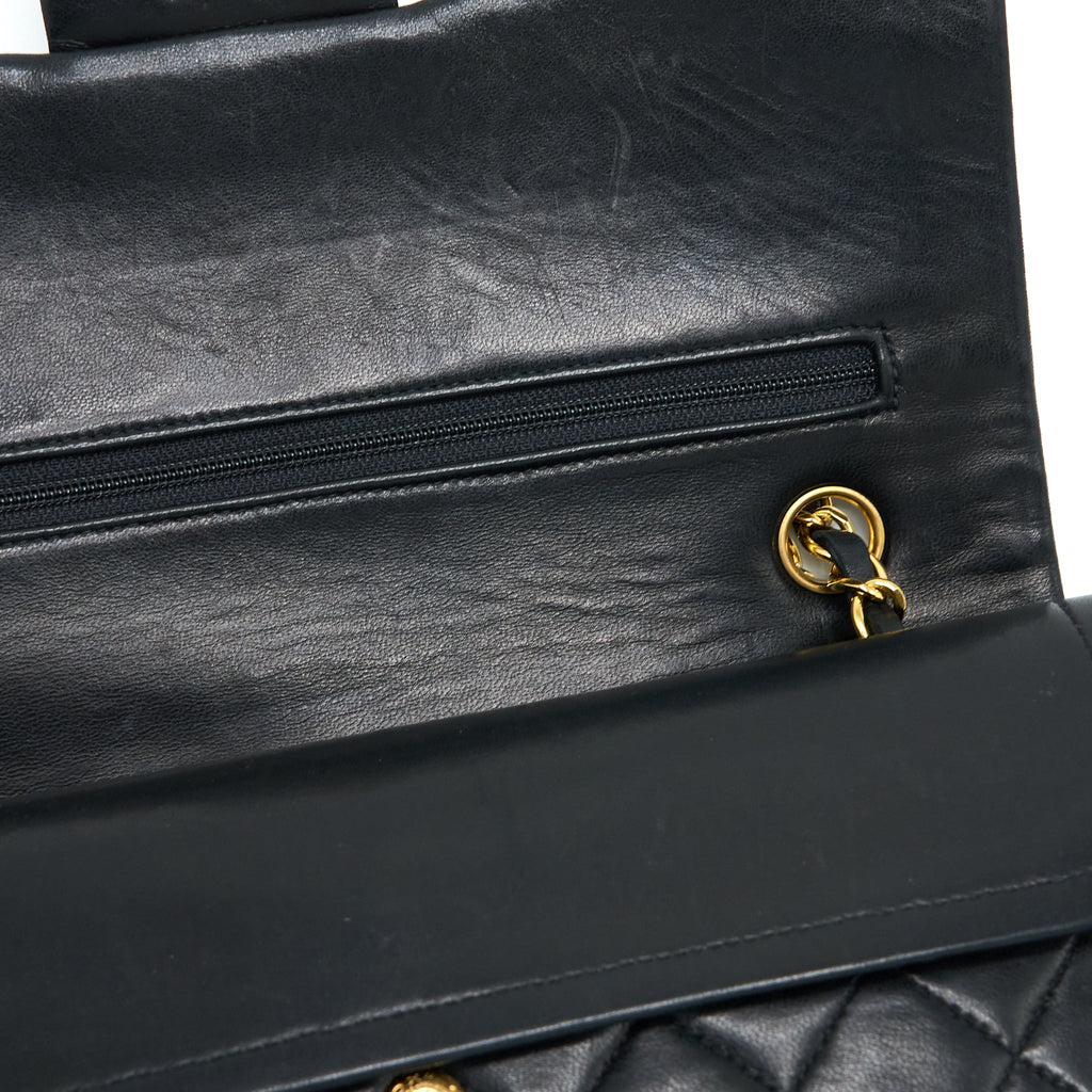 Chanel Vintage Flap Bag Lambskin Black