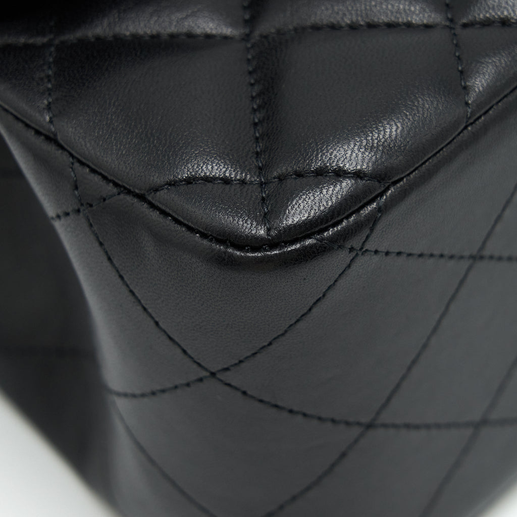 Chanel Jumbo Classic Double Flap Lambskin Black
