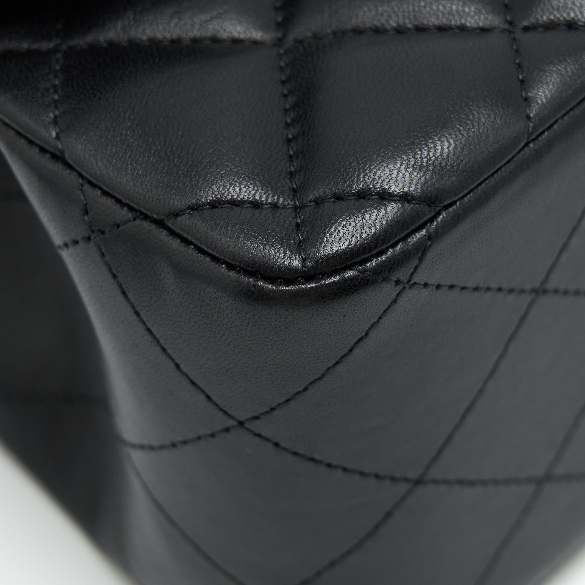 Chanel Jumbo Classic Double Flap Lambskin Black