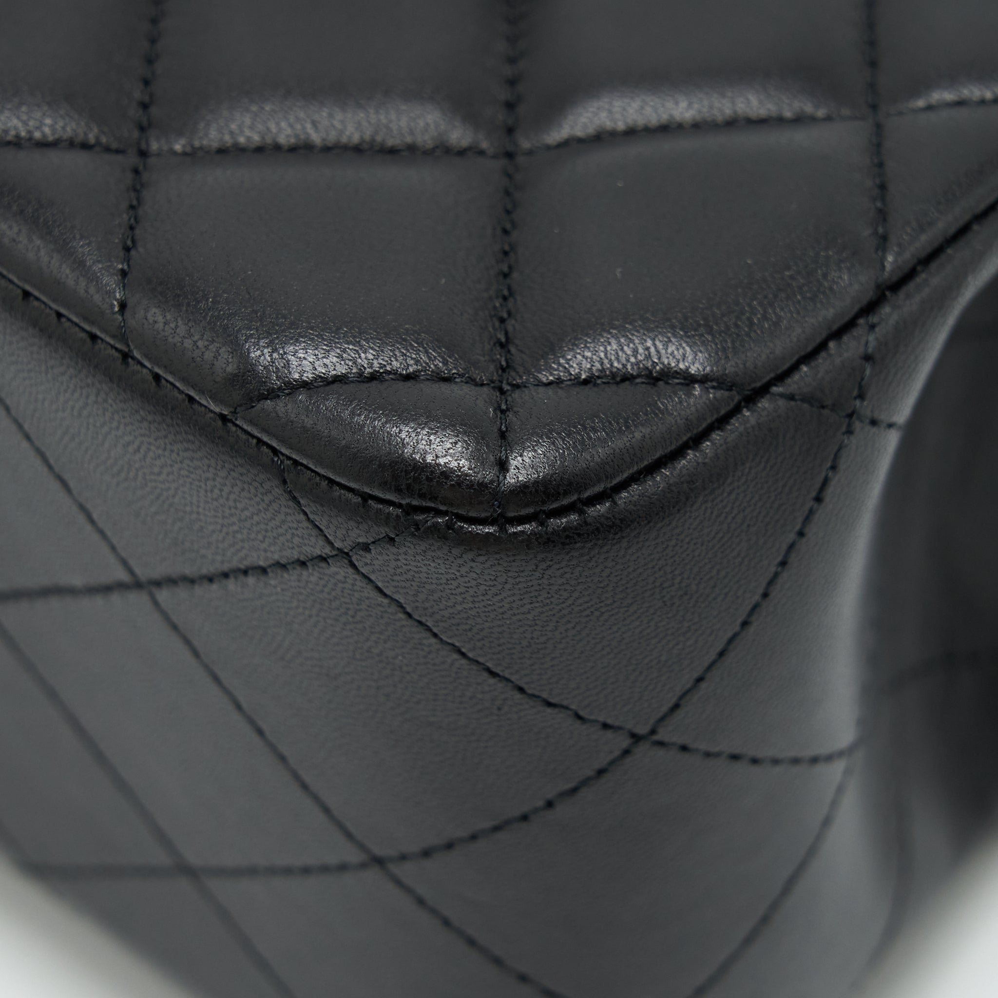 Chanel Jumbo Classic Double Flap Lambskin Black