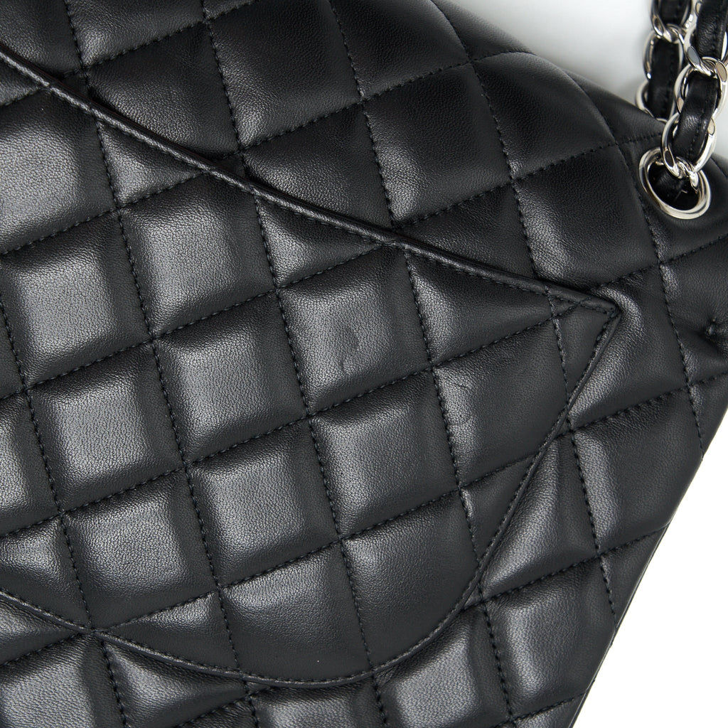 Chanel Jumbo Classic Double Flap Lambskin Black