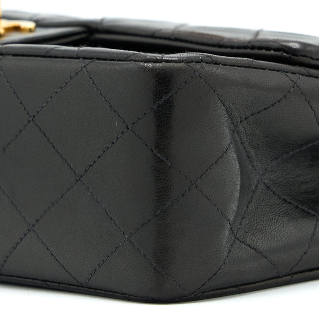 Chanel Vintage Classic Double Flap Bag Lambskin Black