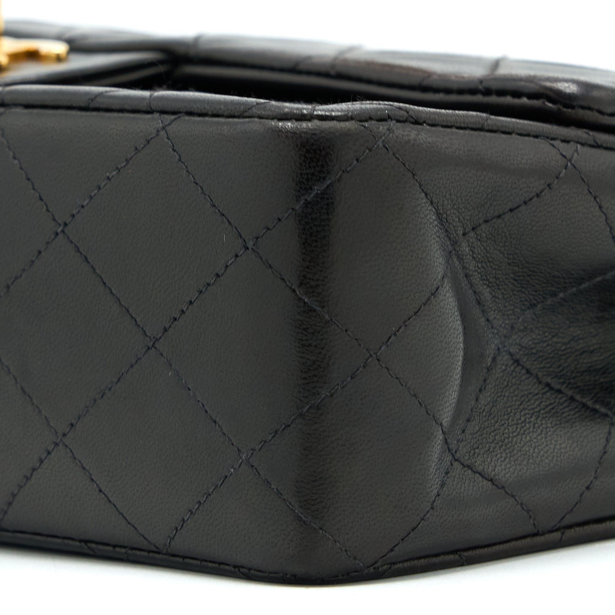 Chanel Vintage Classic Double Flap Bag Lambskin Black