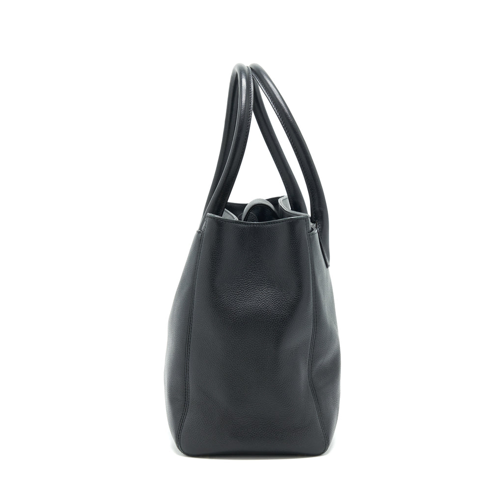 Chanel Cerf Tote bag Grained calfskin black