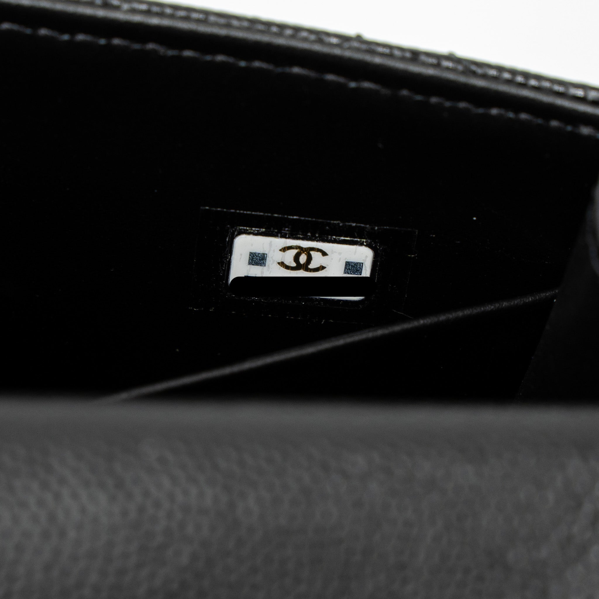 Chanel 23P Top Handle Mini Flap Bag Caviar Black L (Mcrochip)