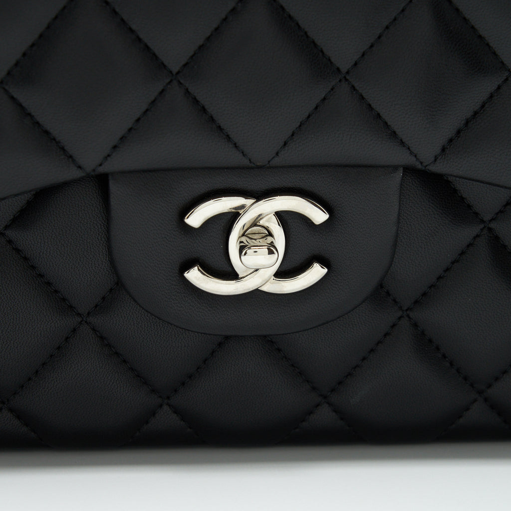 Chanel Jumbo Classic Double Flap Lambskin Black