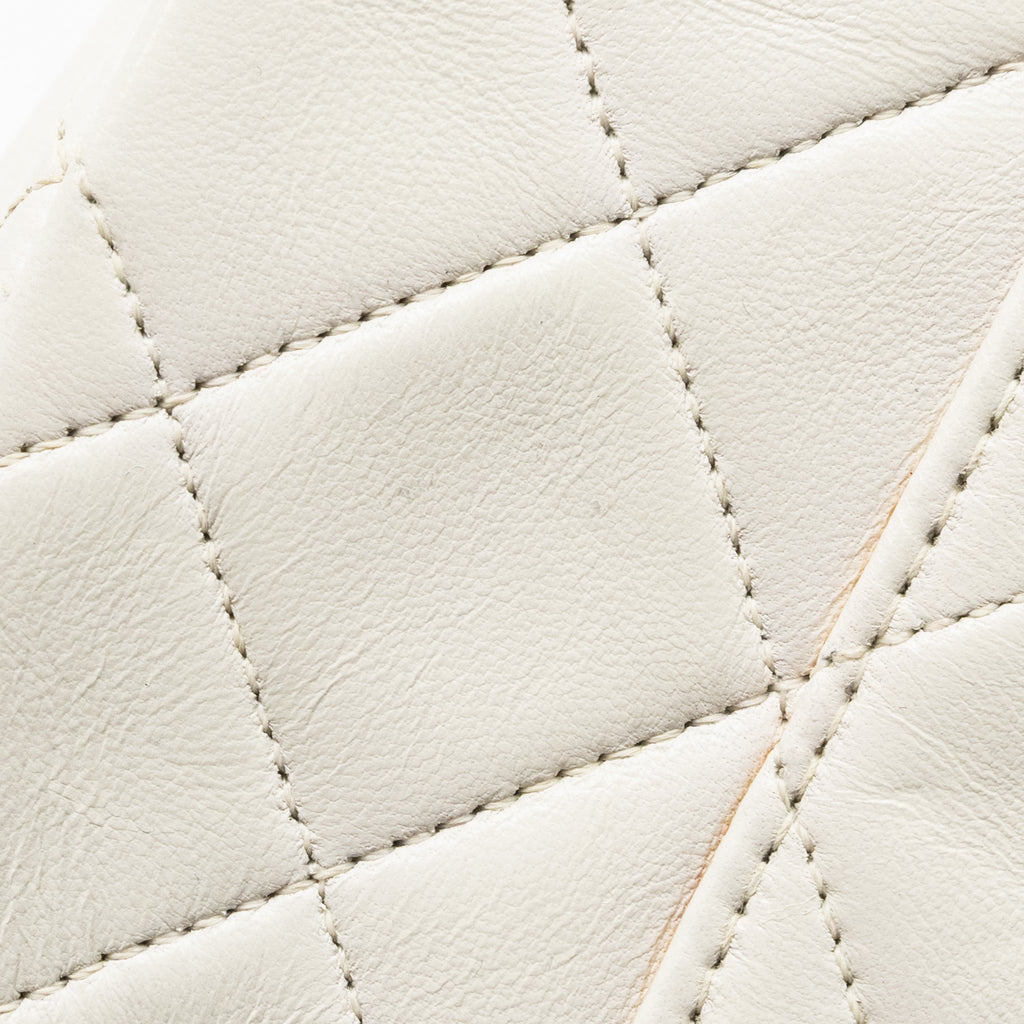 Chanel vintage Medium Classic Double Flap Bag Lambskin White