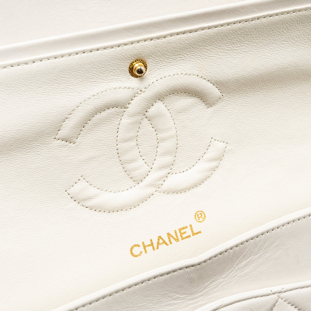 Chanel vintage Medium Classic Double Flap Bag Lambskin White