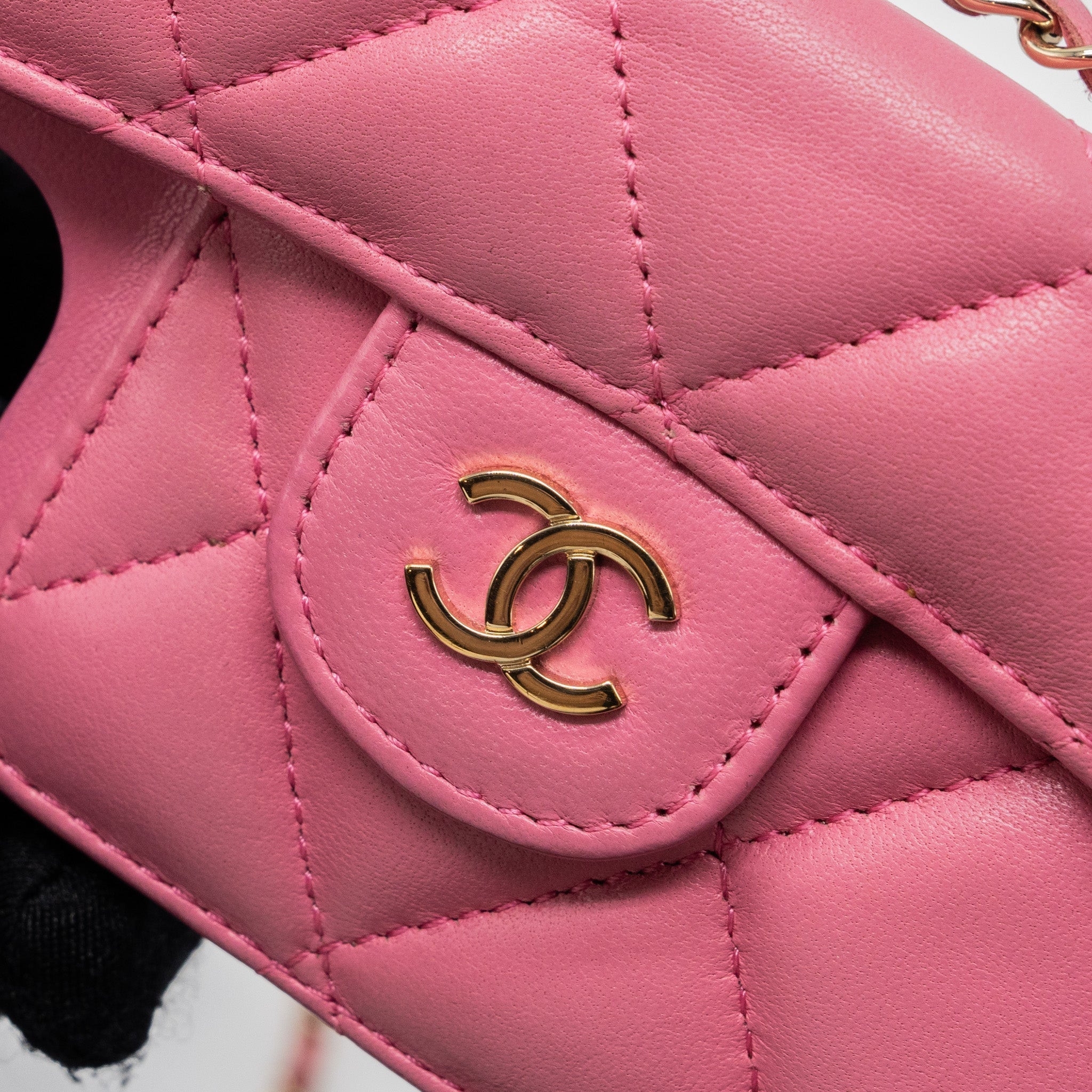 Chanel 21P pearl crush phone case with chain for iPhone 12 lambskin pink L