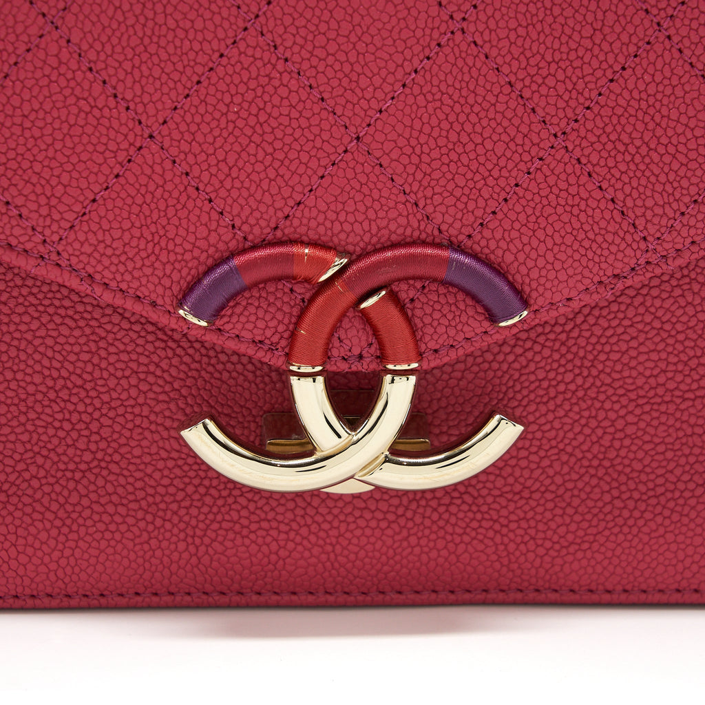 Chanel Seasonal Messenger Crossbody Bag Caviar Pink L