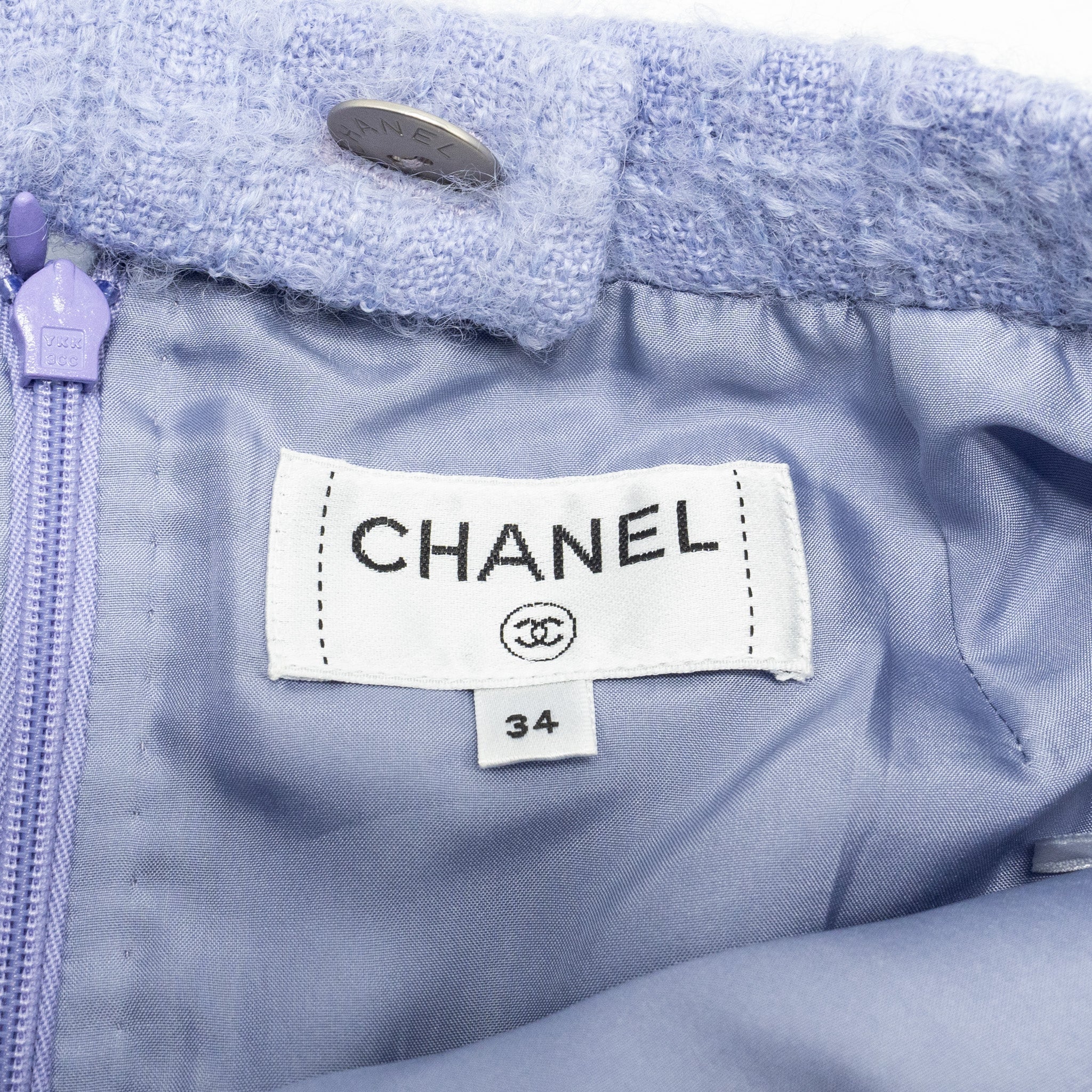 Chanel size 36 tweed jacket and Size 34 skirt suit laine wool/silk purple