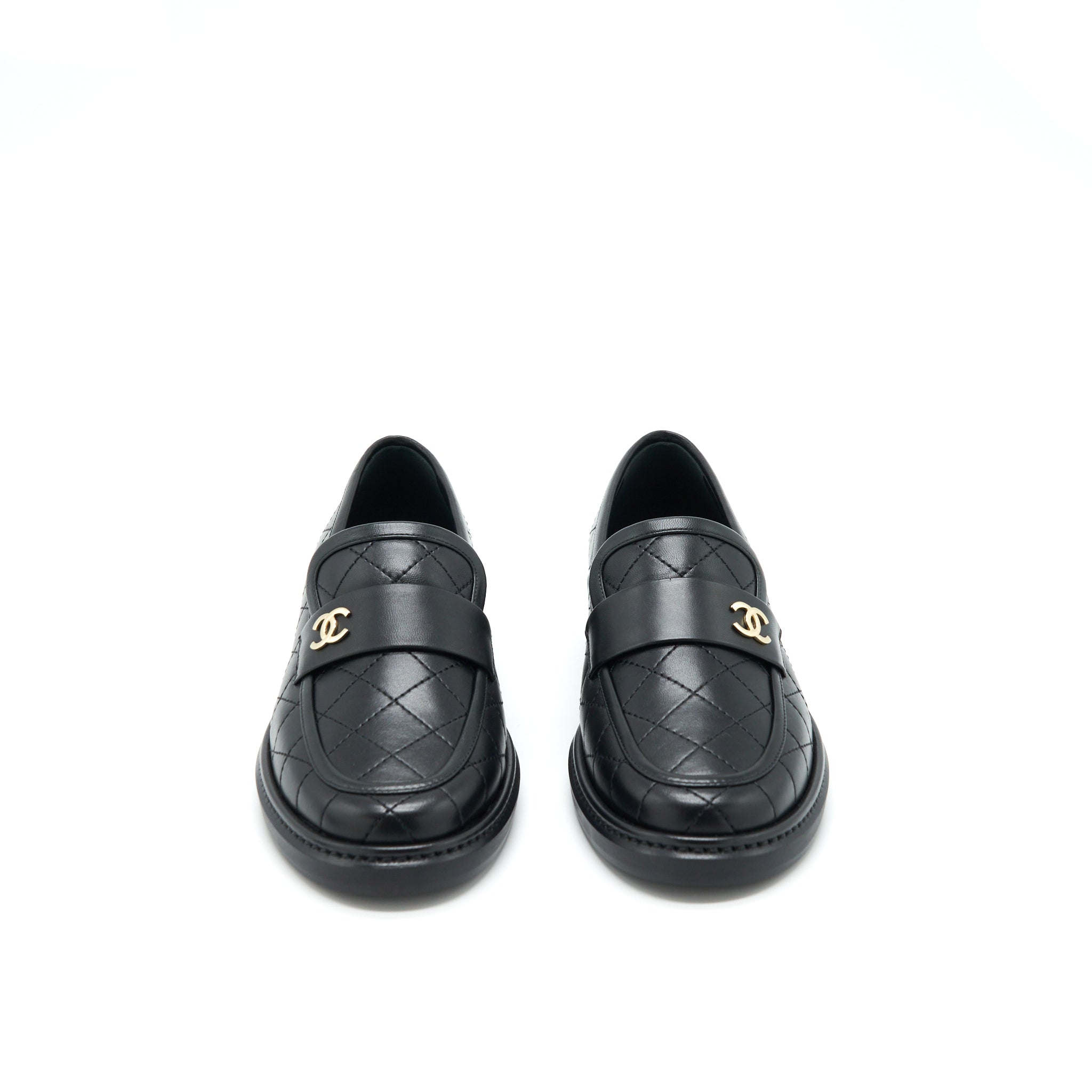 Chanel Size 37 Quilted Leather With CC Logo Loafer Black L