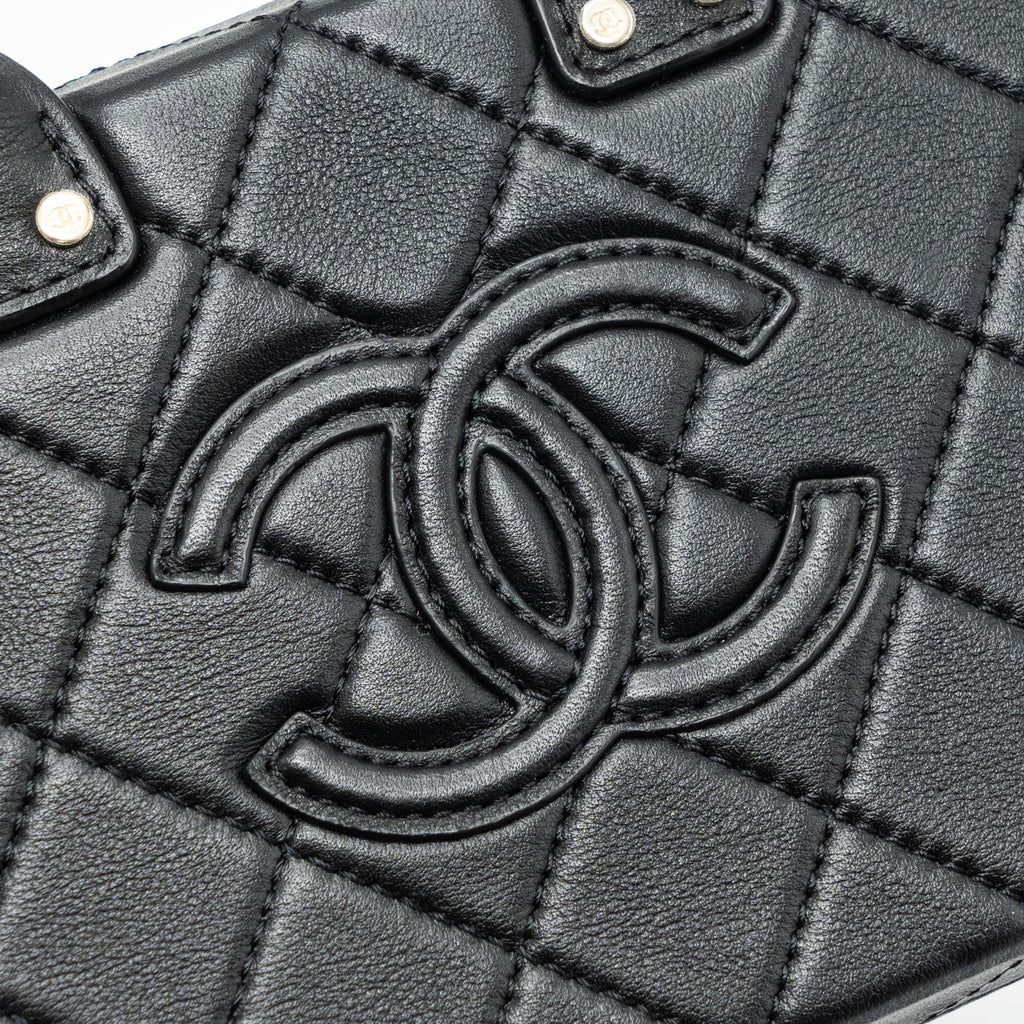 Chanel 22b Top Handle Small Vanity Case Calfskin Black (Microchip)