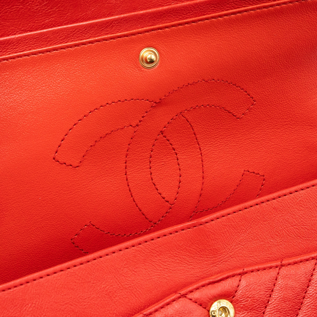 Chanel Small 2.55 Reissue Flap Bag Chevron Calfskin Red