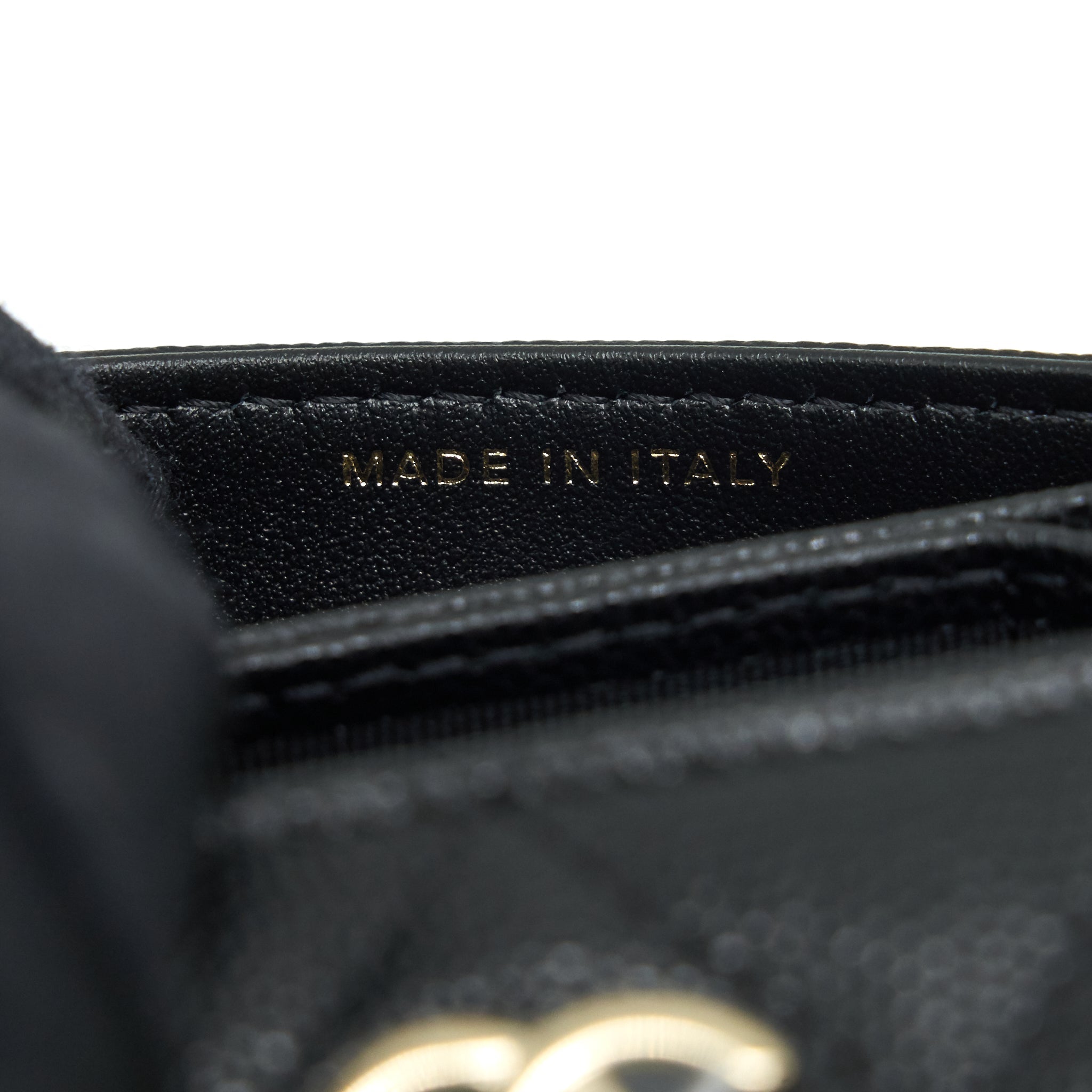 Chanel 21k Caviar mini flap cardholder with chain black L