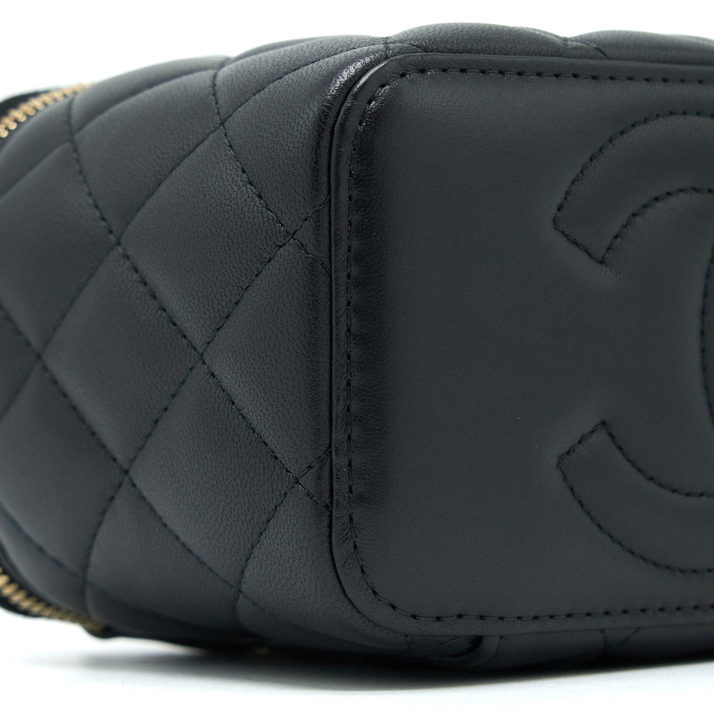 Chanel 23C Pearl Crush Long Vanity Lambskin Black L (Microchip)