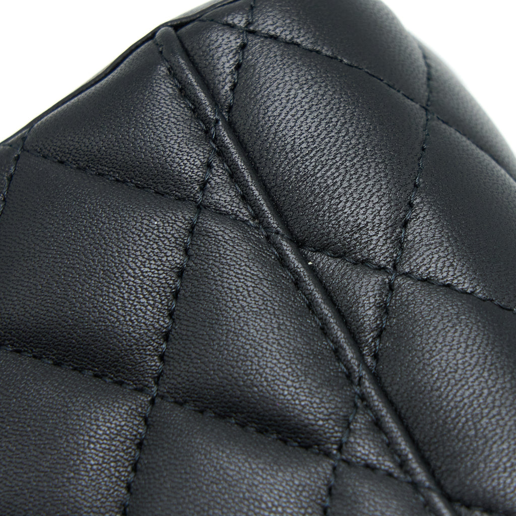 Chanel 23C Pearl Crush Long Vanity Lambskin Black L (Microchip)