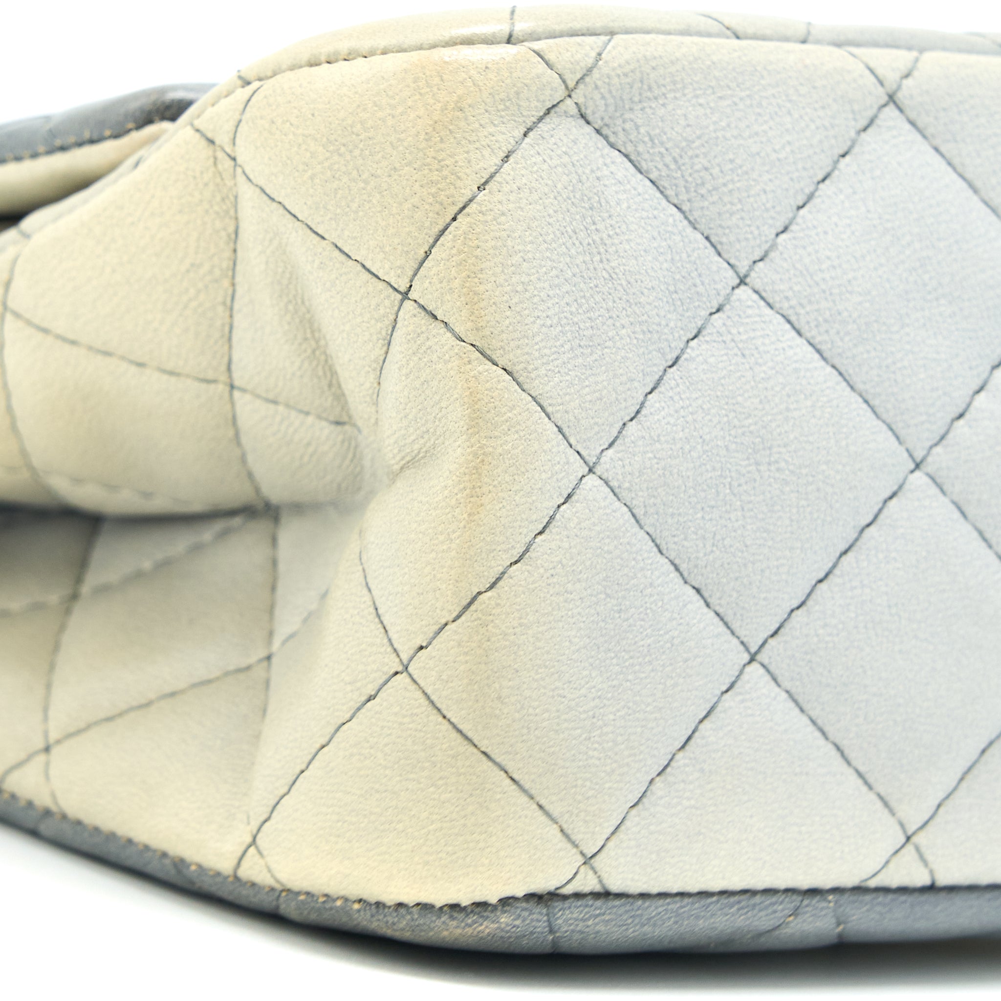 Chanel 2.55 226 Reissue Flap Bag Lambskin Ombre Grey