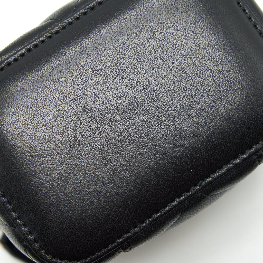 Chanel Pearl Crush Mini Vanity With Chain Lambskin Black