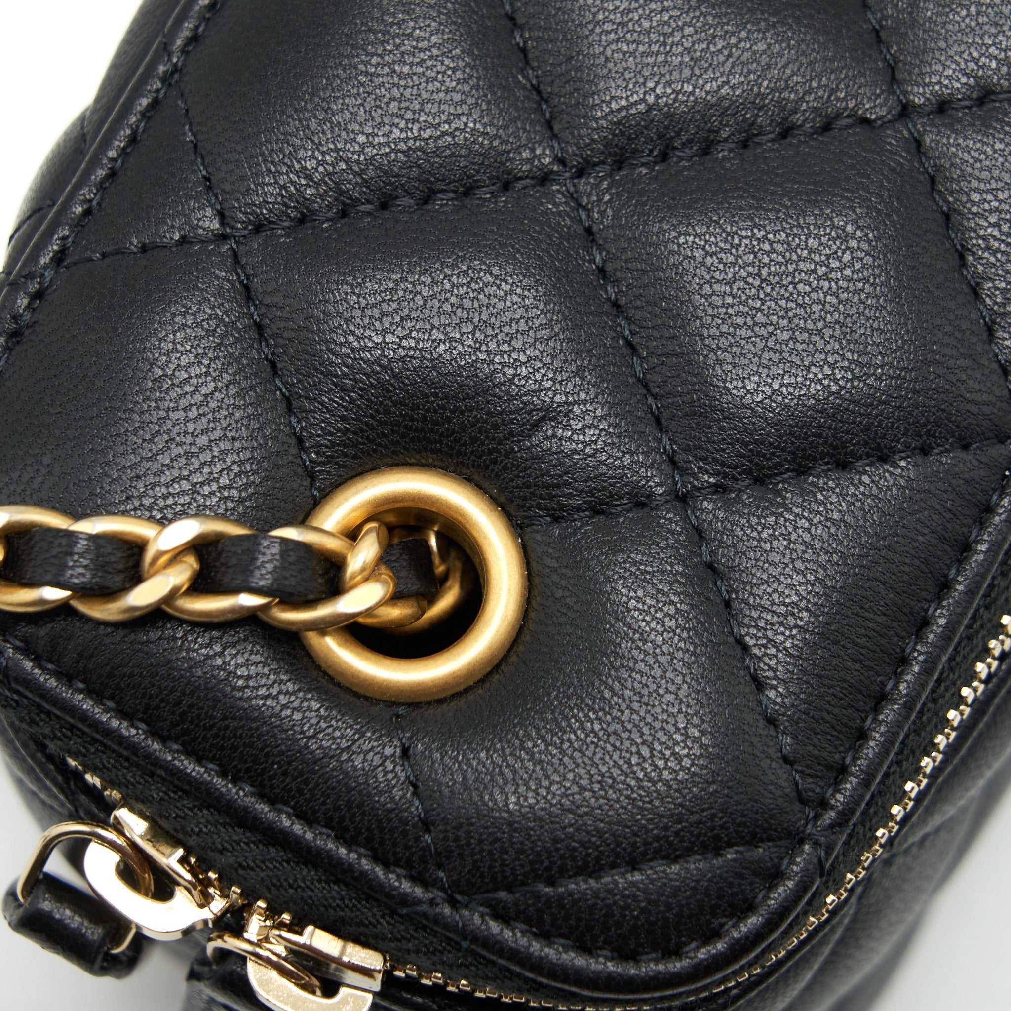 Chanel Pearl Crush Mini Vanity With Chain Lambskin Black