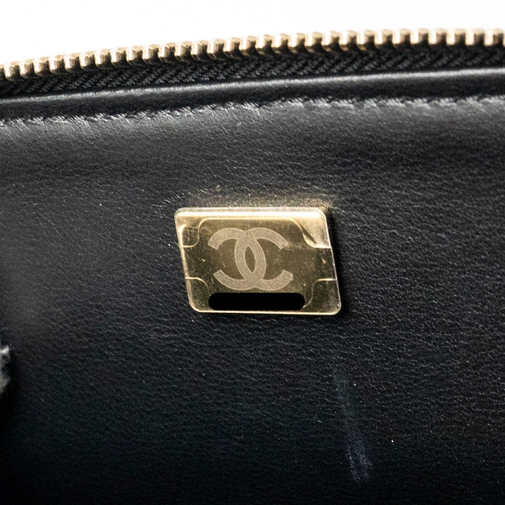 Chanel Logo Detailed Handle Mini Pick Me Up Vanity Case Caviar Black  (Microchip)