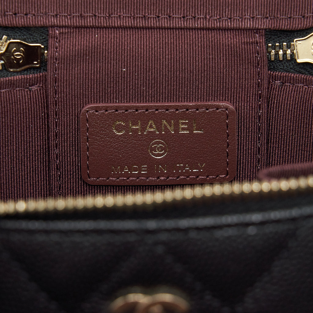 Chanel Mini Vanity With Chain Caviar Black L