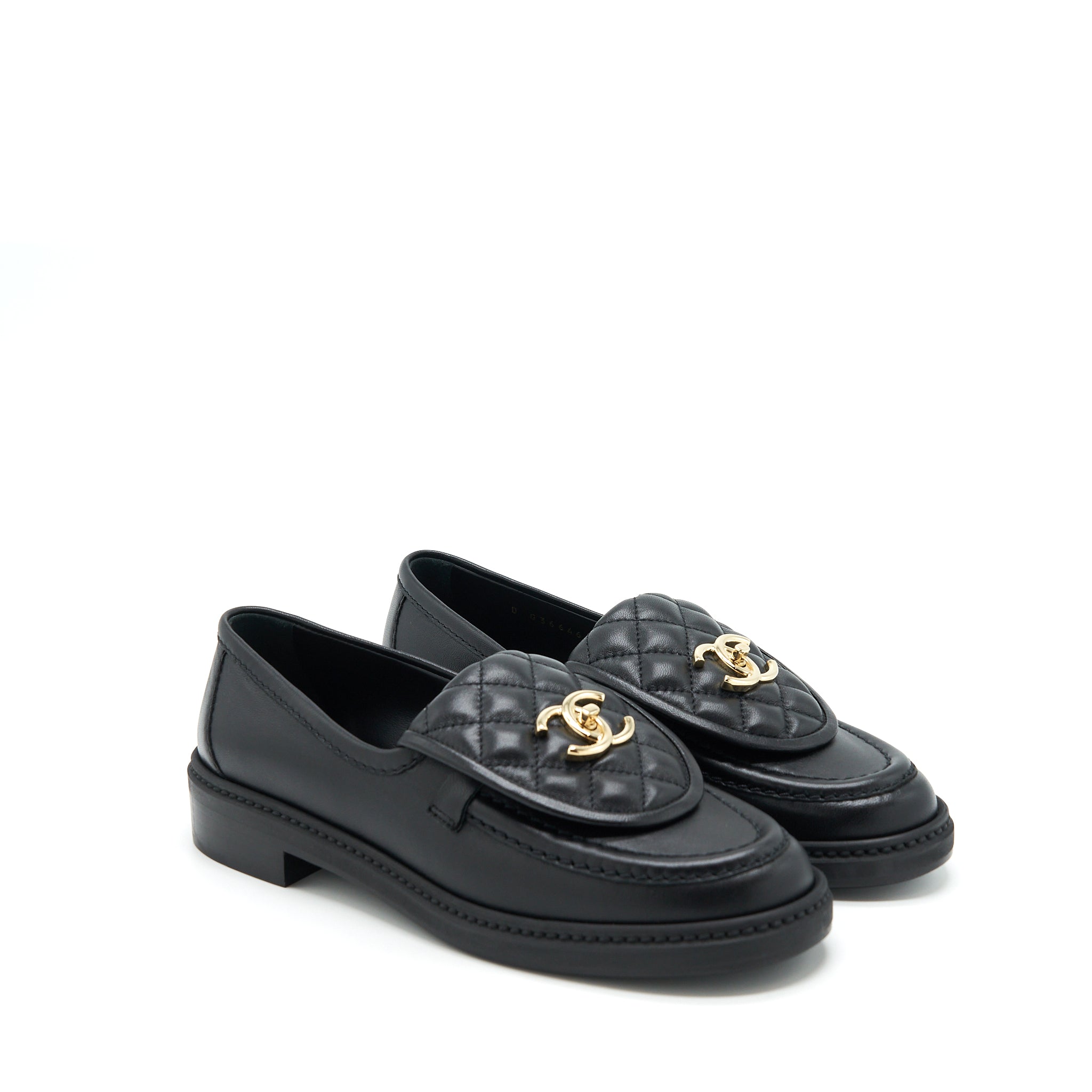 Chanel Size 37 22S Quilted CC Logo Loafer Black L