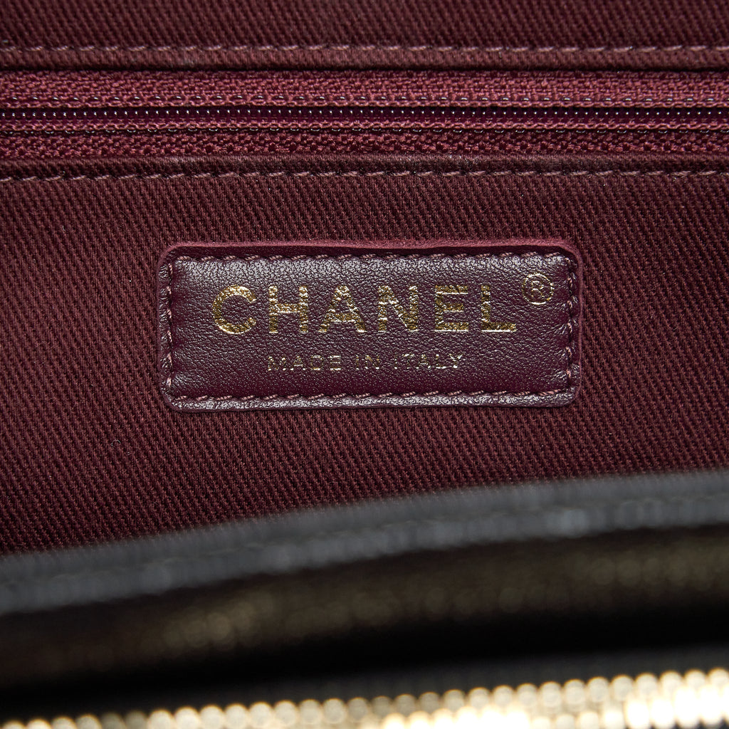 Chanel Medium Business Affinity Bag Caviar Black L